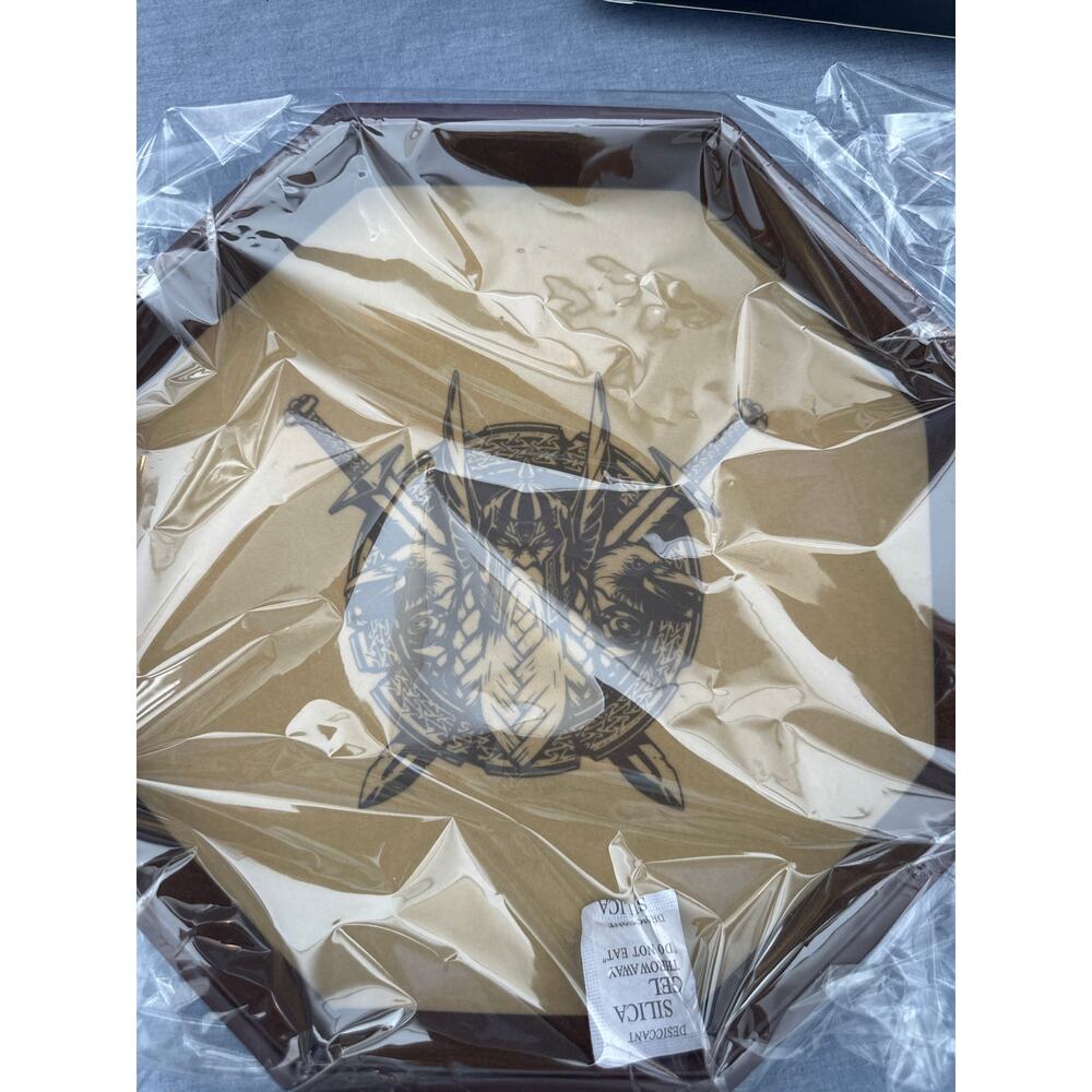 Odin's Battlefield 11.5 Inch Octagon Dungeons & Dragons Dice Tray - Picture 3 of 4